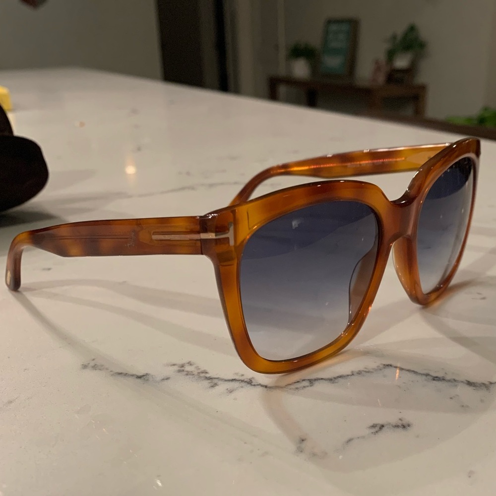 Tom Ford Sunglasses - Picture 4 of 8